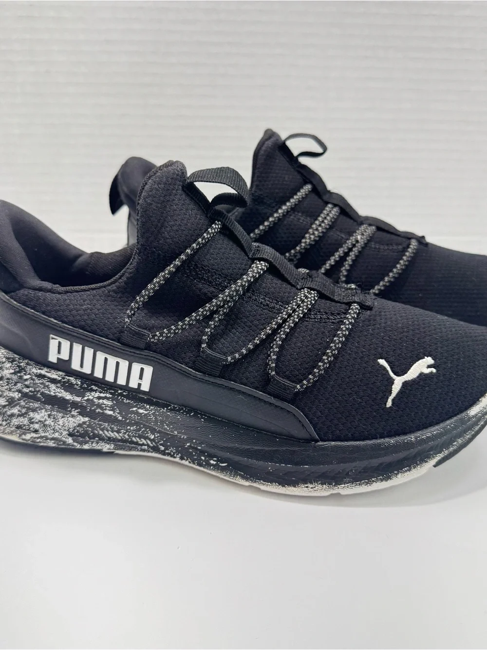 Puma Big Kids One4All BlizzRizz Lightweight Running Shoes, Black/White Size 4